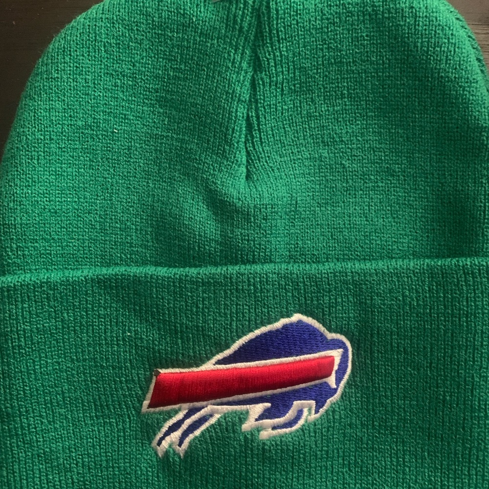 NFL Green Buffalo Bills Beanie ☘️🦬
